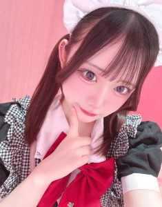 メイド：ここな